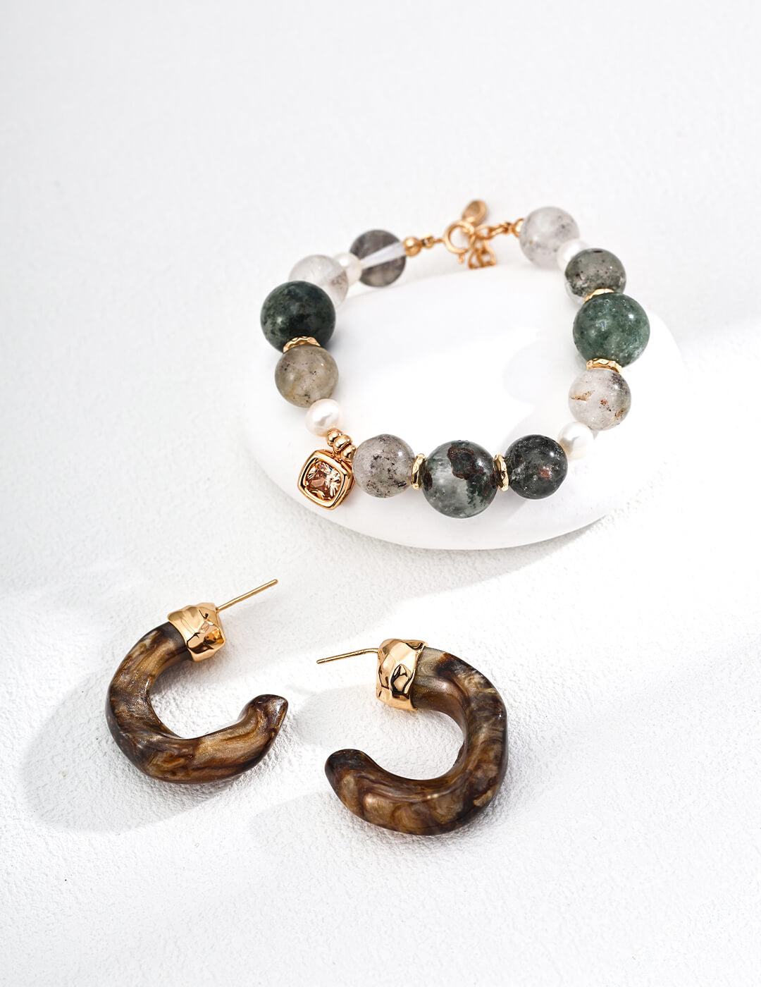 S925 Silver Moonlit Pearl & Phantom Quartz Bracelet – Vintage Gold Harmony