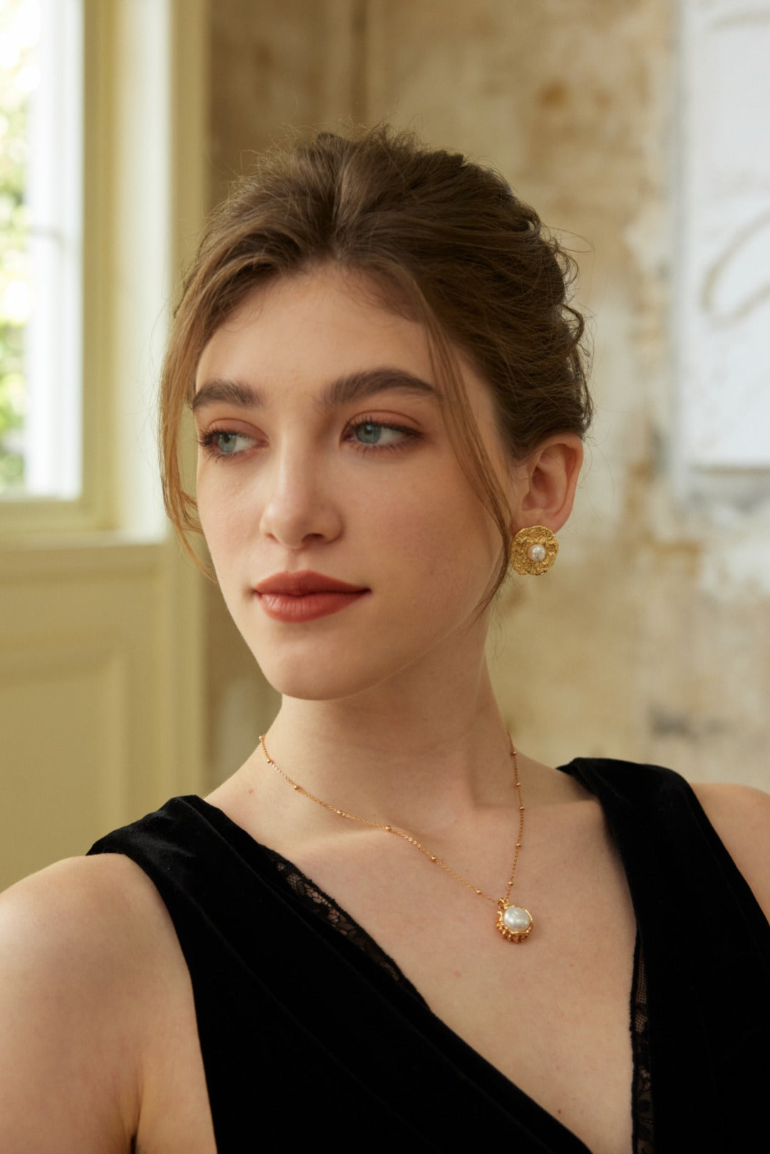 Full Moon Harmony Necklace|S925 Silver Moon Phase Jewelry in Vintage Gold