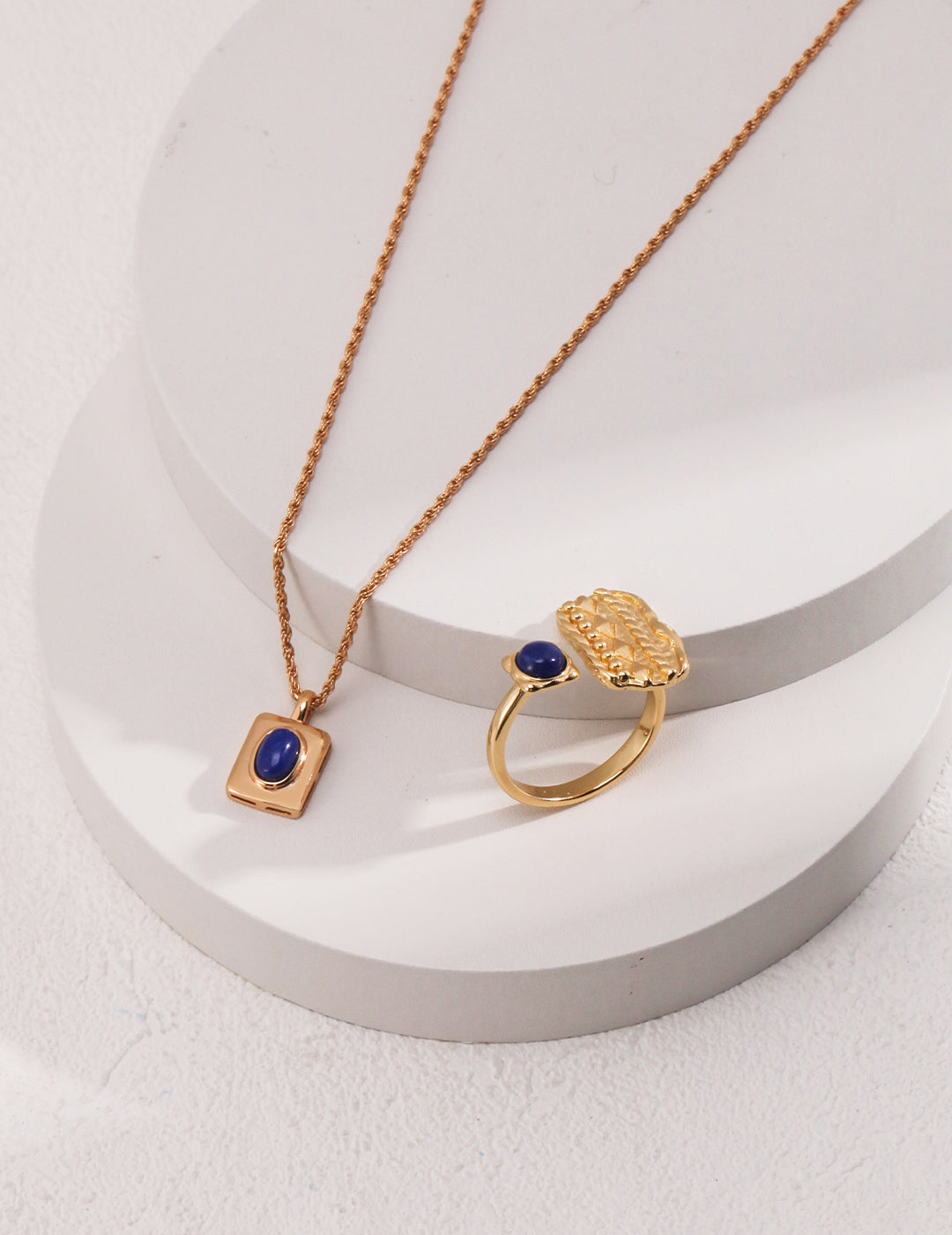 S925 Silver Lapis Lazuli Moon Necklace – Waxing Gibbous Jewelry