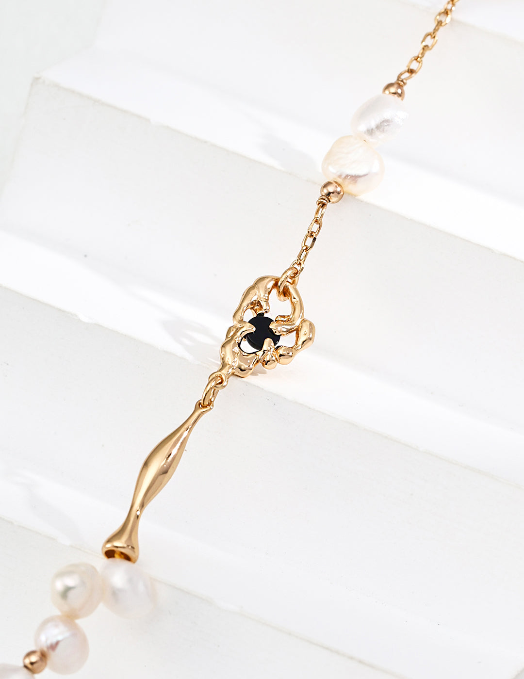 Freedom Star Track Necklace｜S925 Vintage Gold Black Agate Irregular Pearls