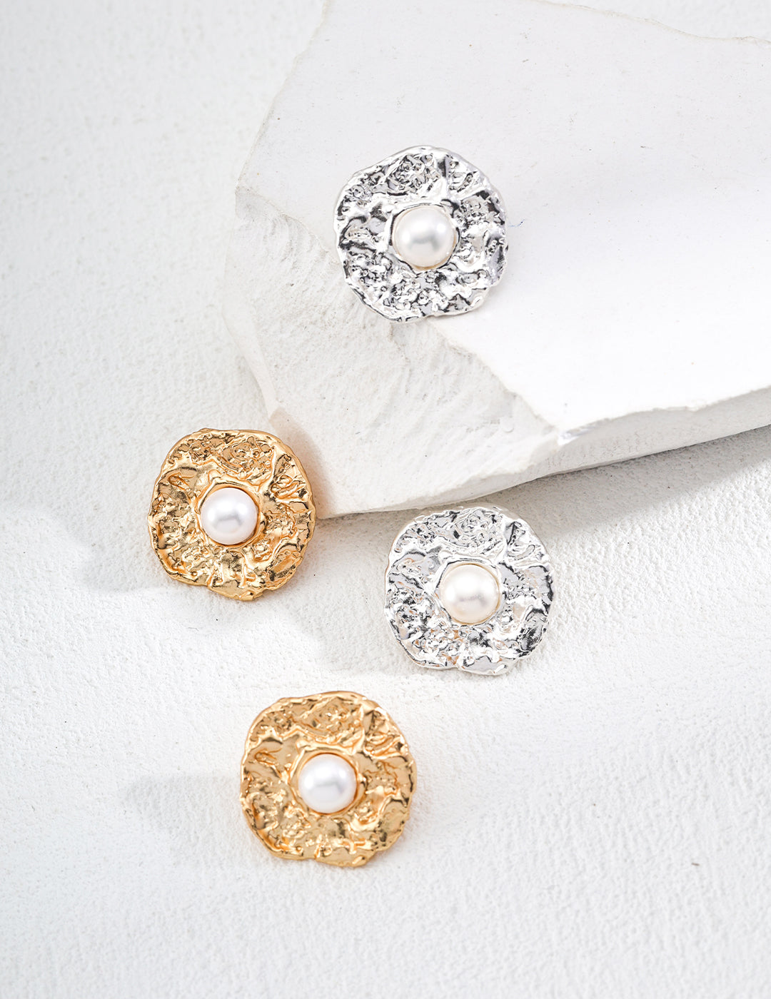 Time and space condensed pearl earrings | S925 two-color natural pearl earrings