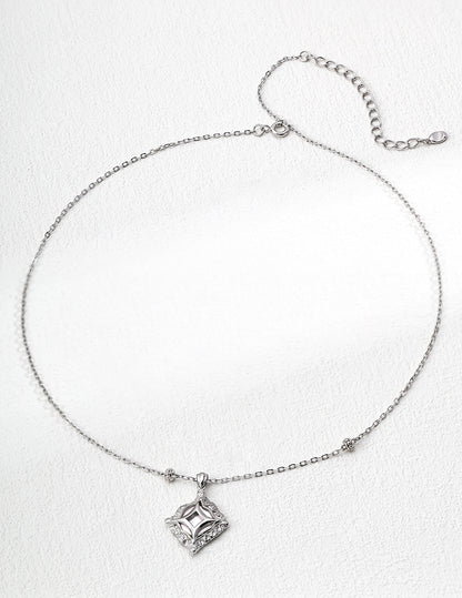 Galaxy Kiss Necklace | S925 Silver Natural Mother-of-Pearl Zircon