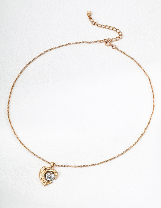 Twin Heart Necklace – Reversible Elegance