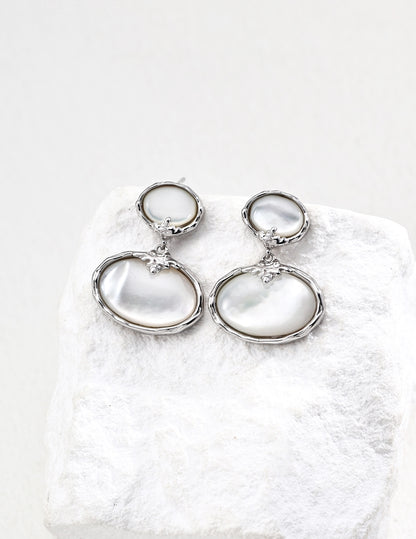 Cosmic Shell Earrings｜S925 Silver Vintage Mother of Pearl in Vintage Gold & White Gold