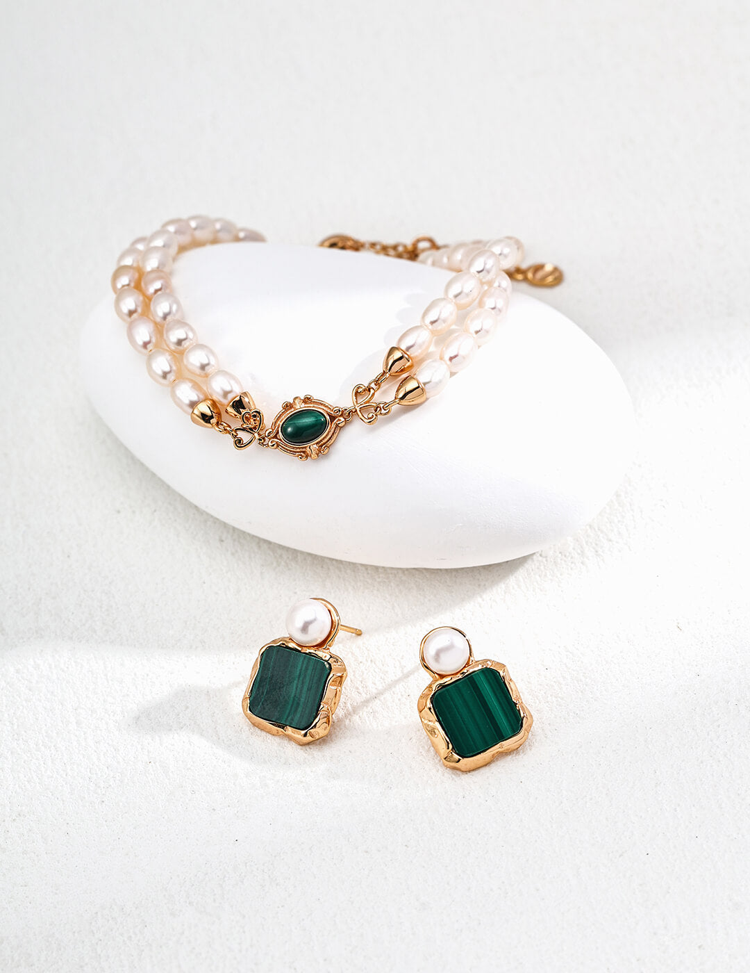 Elegant S925 Silver Pearl and Malachite Earrings
