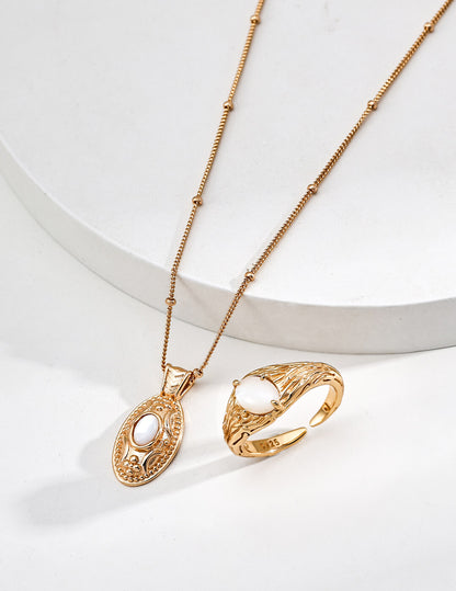 S925 Mother of Pearl Pendant Necklace –  Lunar Elegance