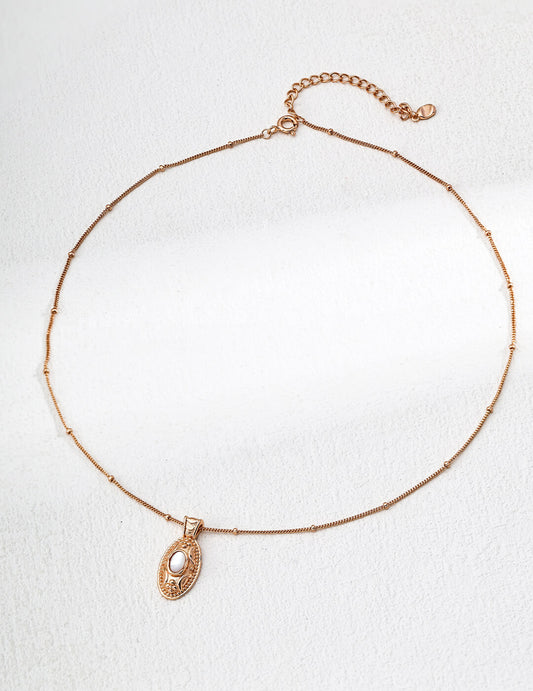 S925 Mother of Pearl Pendant Necklace –  Lunar Elegance