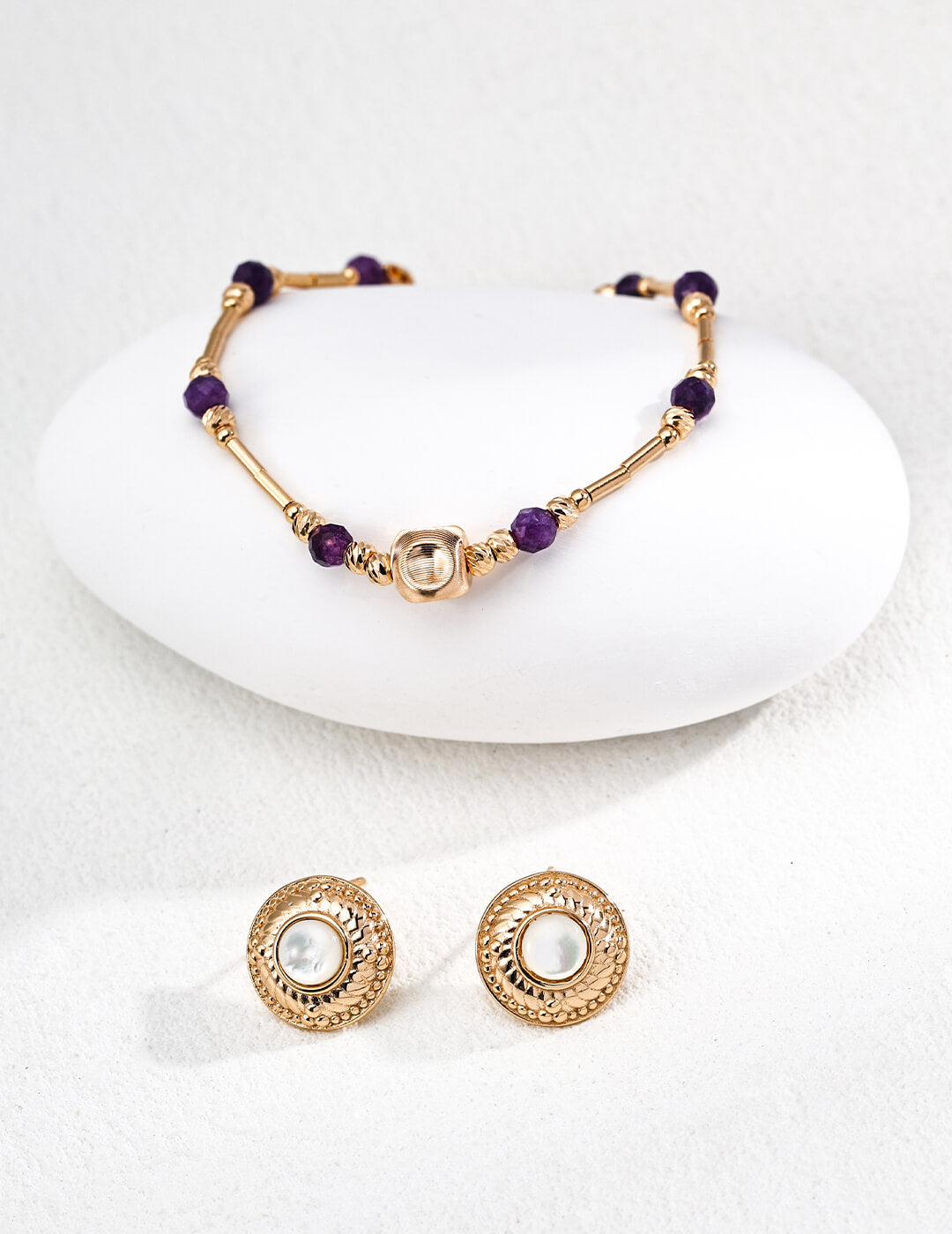 S925 Silver Mother of Pearl Earrings – Vintage Gold Lunar Glow