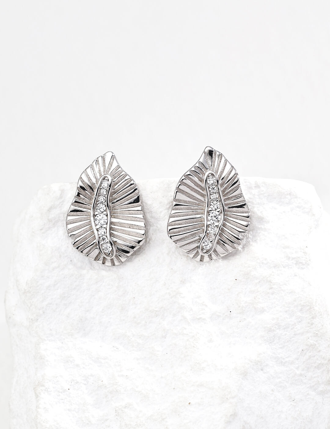 S925 Silver Zircon Earrings – Vintage Gold & Sterling Silver Celestial Sparkle