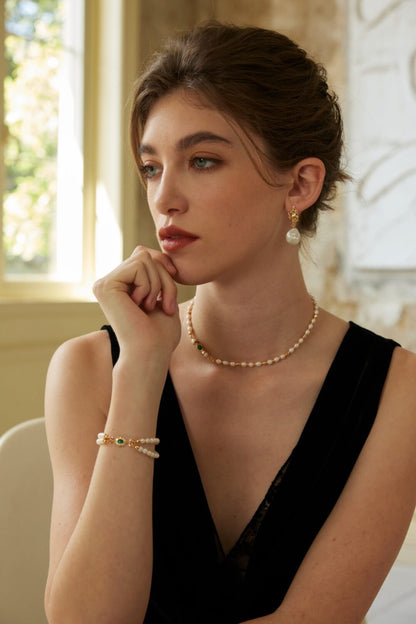 【Last Quarter Moon Jewelry】 “Antimatter of Childcare” Necklace