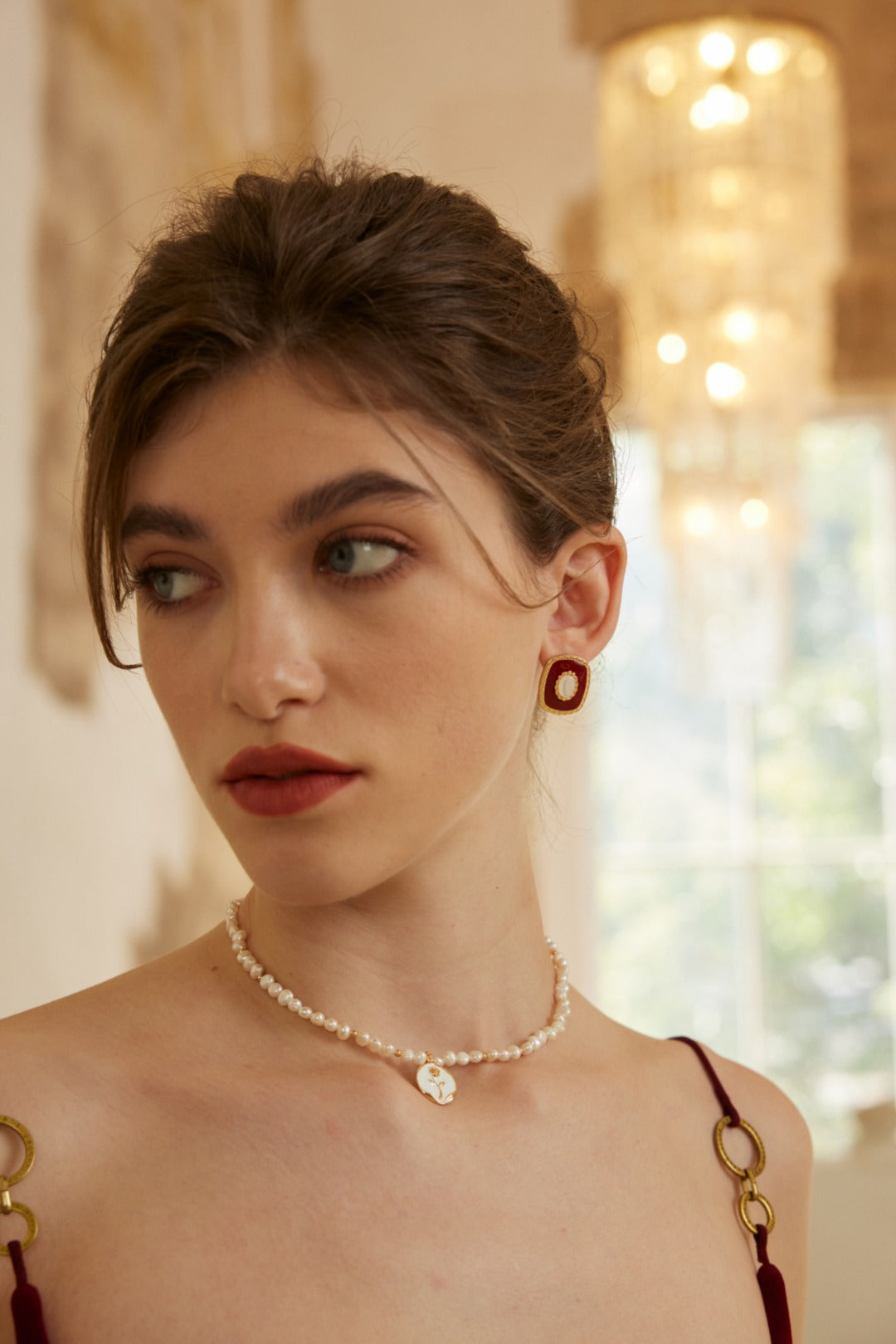 Crimson Moon Kiss Earrings｜S925 Silver-Red Glaze Shell Earrings