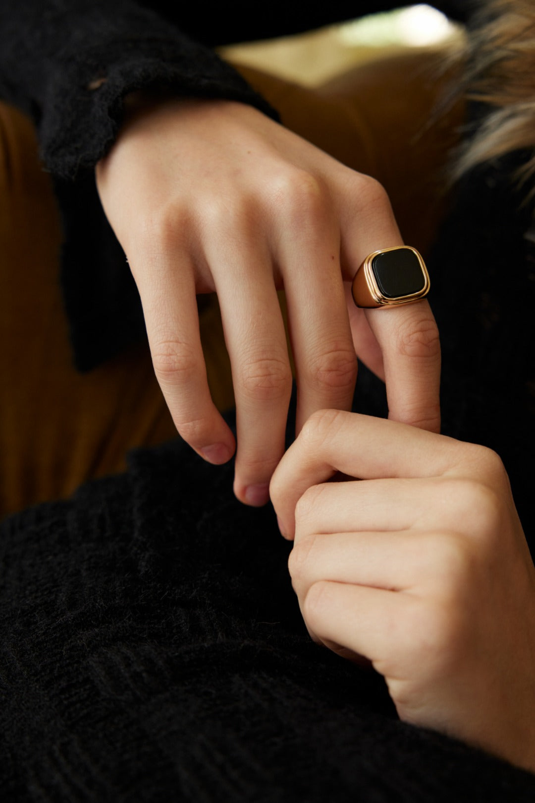 Dark Star Track Ring | S925 Two-color Black Agate Open Ring