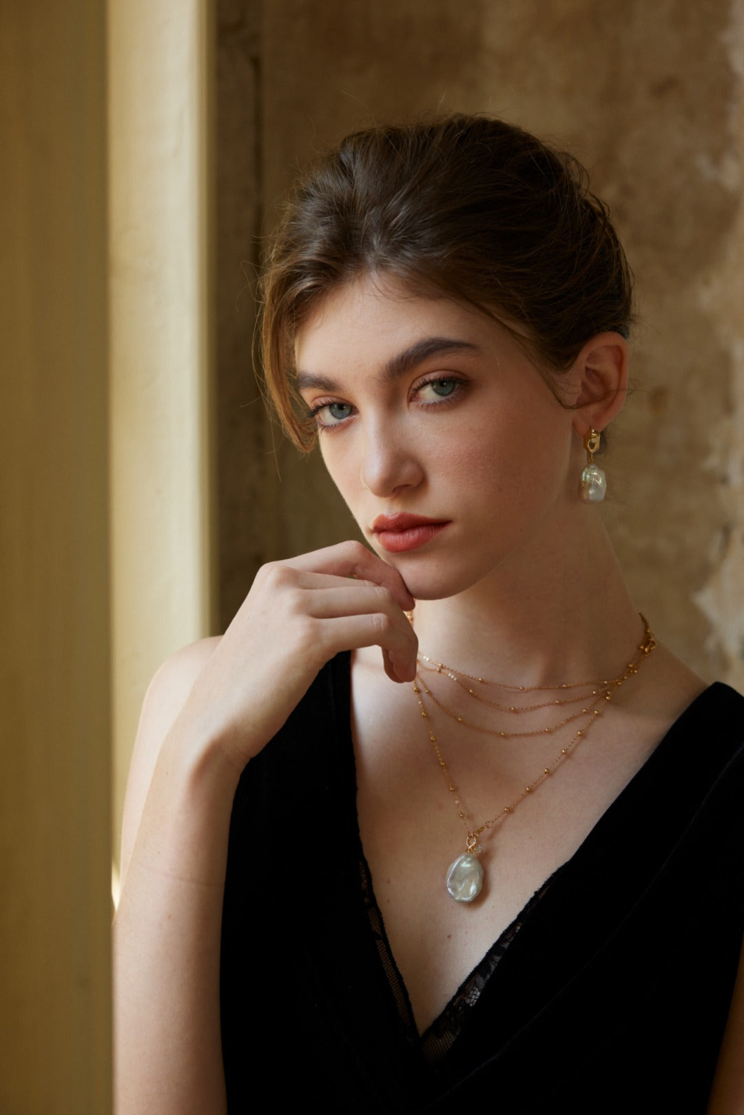 S925 Silver Baroque Pearl Necklace – Vintage Gold