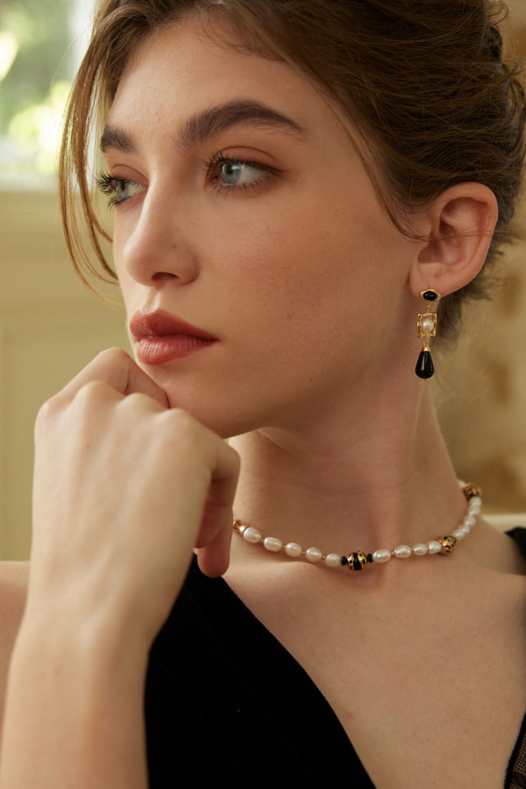 Starry Night Concerto Earrings | S925 Two-tone Natural Pearl Black Agate