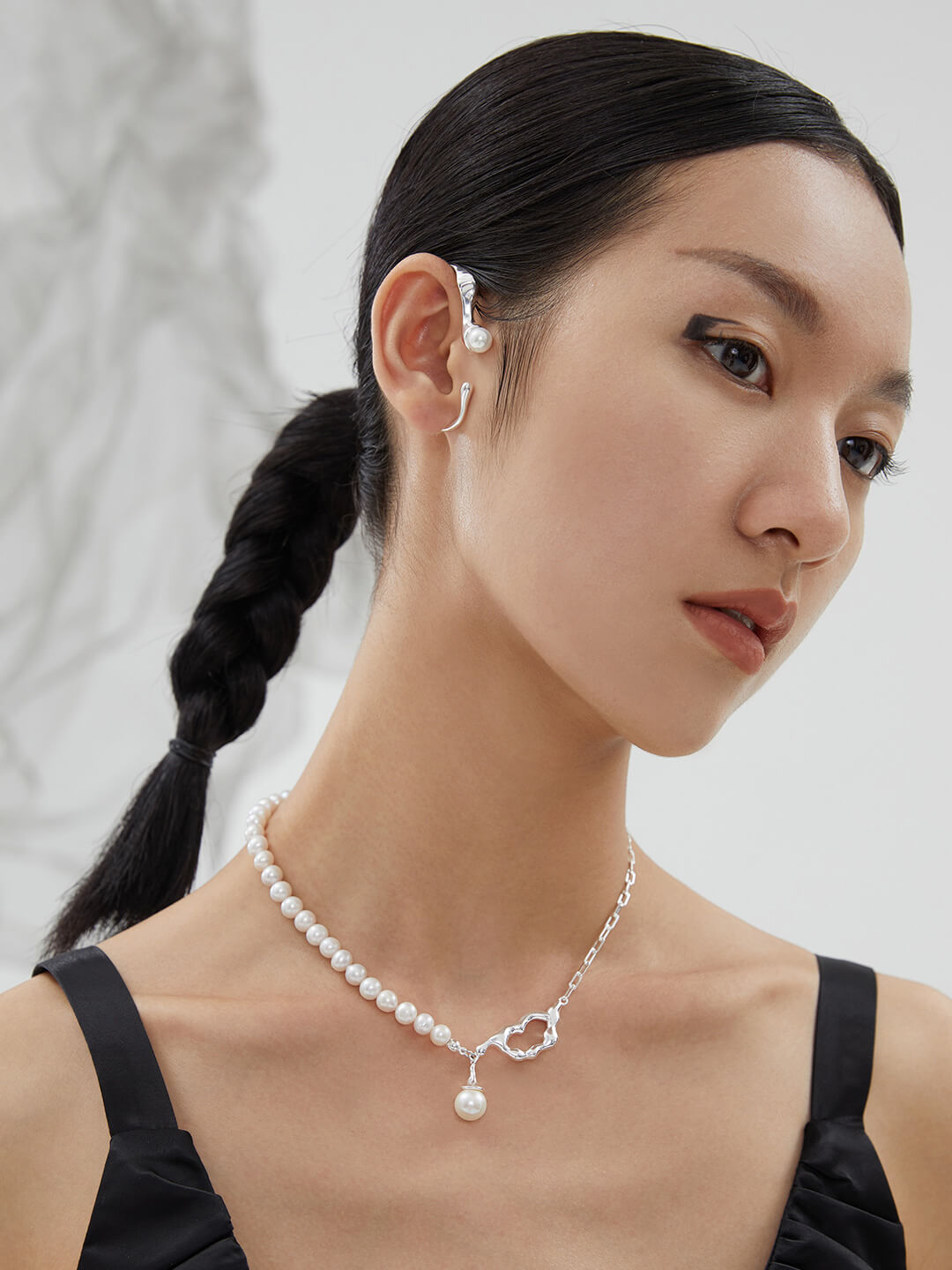 【New Moon Jewelry】“Shattered Glass Ceiling” Pearl Necklace