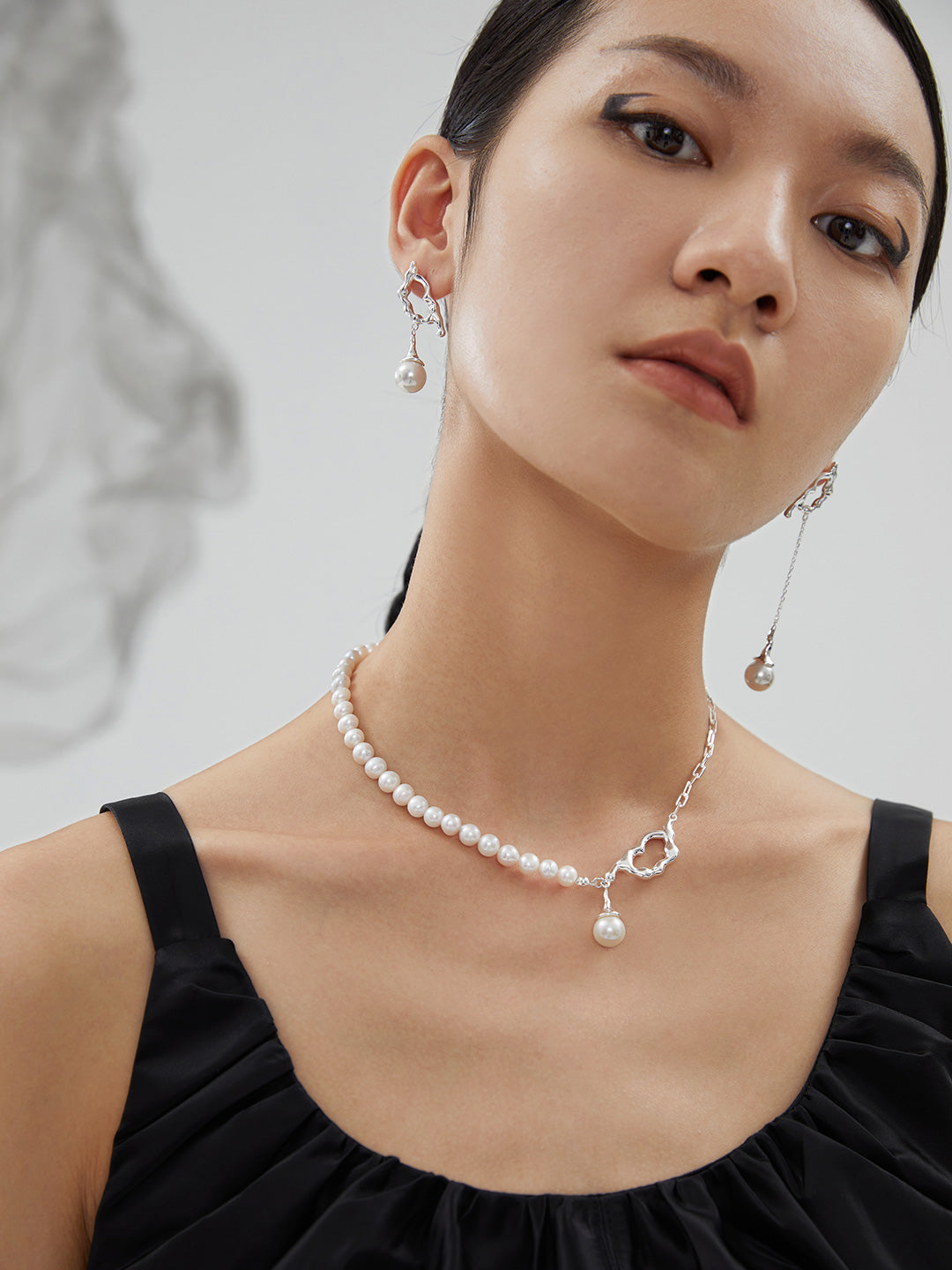 【New Moon Jewelry】Liquid Capital Earrings | S925 Silver Branches Flow