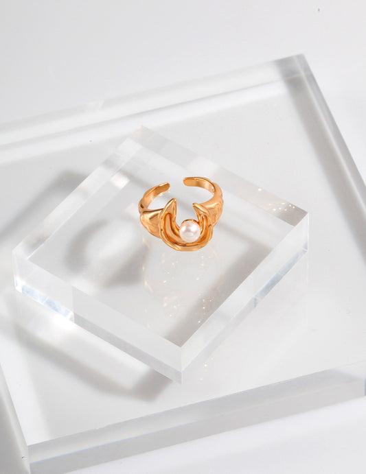 Waxing Gibbous Pearl Ring
