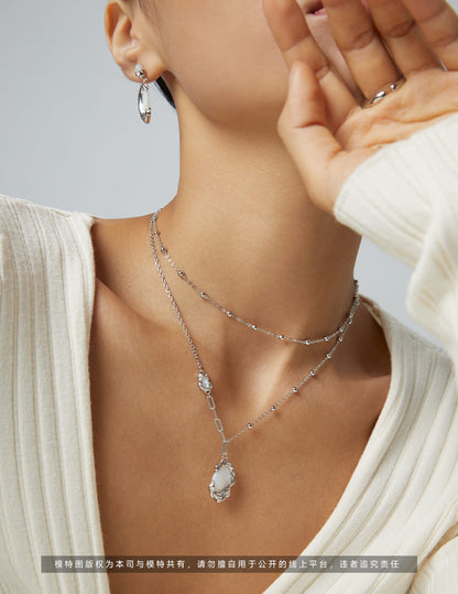 【Last Quarter Moon Jewelry】“Freedom Cracks” Necklace