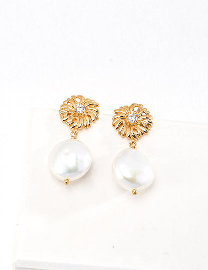 Flower Pearl Earrings – Cosmic Garden Glow